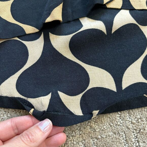 Diane Von Furstenberg Genevieve Spade Graphic Print Dress 6 Faux Wrap Black Tan - Picture 11 of 12